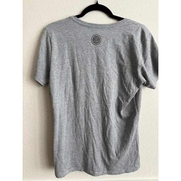 Life is Good Womens Crusher Tee Gray Lake Life Dog Adirondack V-Neck T-Shirt M - Picture 2 of 4